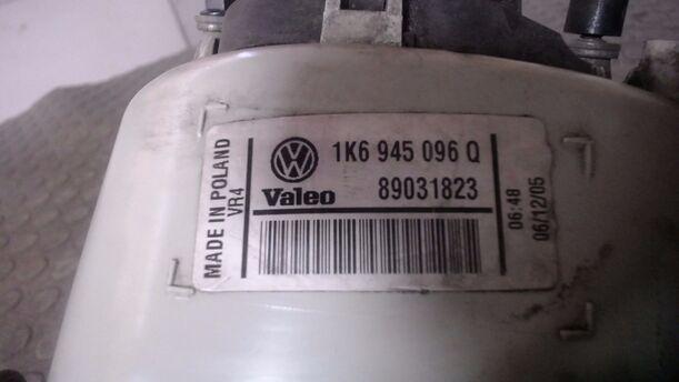 Foto: HECKLEUCHTE RECHTS ( 2/3 TÜRER ) eines VW Golf 1.9 TDI