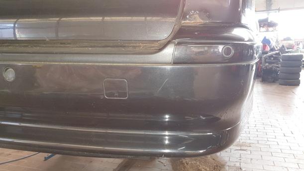 Foto: STOSSFÄNGER / STOßSTANGE HINTEN eines BMW 525d touring