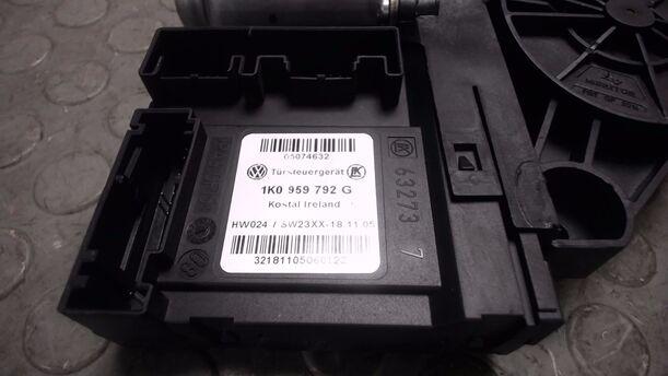 Foto: FENSTERHEBERMOTOR VORNE RECHTS eines VW Golf 1.9 TDI