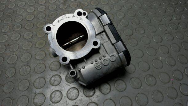 Foto: DROSSELKLAPPENSTUTZEN eines Alfa Romeo Mito 1.4 16V