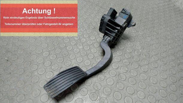 Foto: GASPEDAL eines Alfa Romeo Mito 1.4 16V