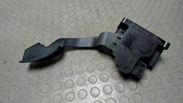 Foto: GASPEDAL eines Alfa Romeo Mito 1.4 16V