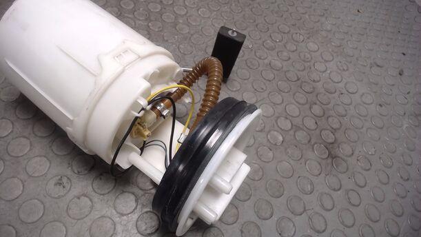 Foto: KRAFTSTOFFPUMPE eines VW Polo 1.4