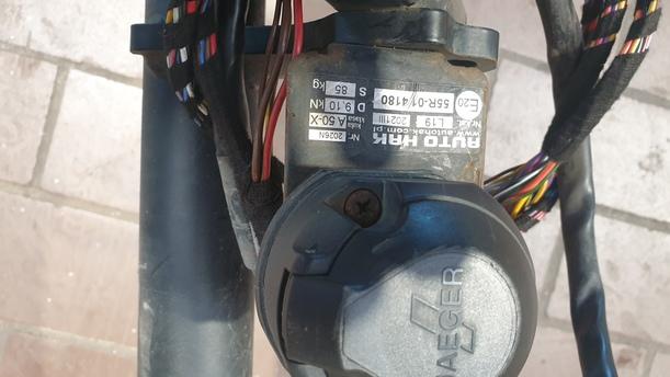 Foto: ANHÄNGERZUGVORRICHTUNG eines Volvo S60 2.4 Aut.