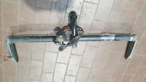 Foto: ANHÄNGERZUGVORRICHTUNG eines Volvo S60 2.4 Aut.