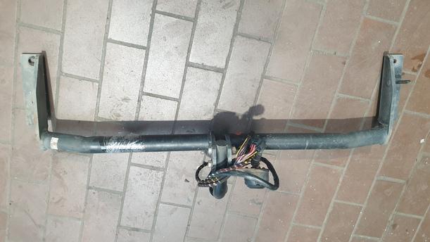Foto: ANHÄNGERZUGVORRICHTUNG eines Volvo S60 2.4 Aut.