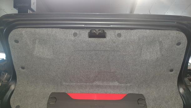 Foto: HECKKLAPPE / HECKDECKEL eines Volvo S60 2.4 Aut.
