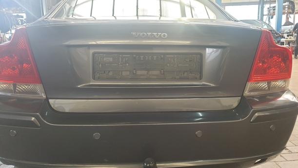 Foto: HECKKLAPPE / HECKDECKEL eines Volvo S60 2.4 Aut.
