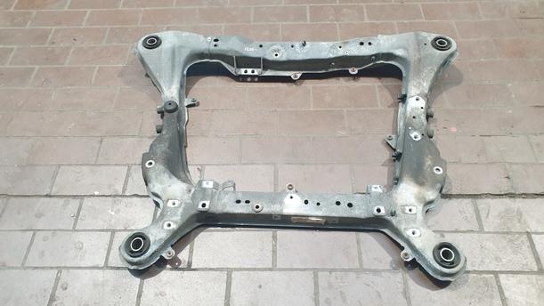 Foto: VORDERACHSE eines Volvo S60 2.4 Aut.