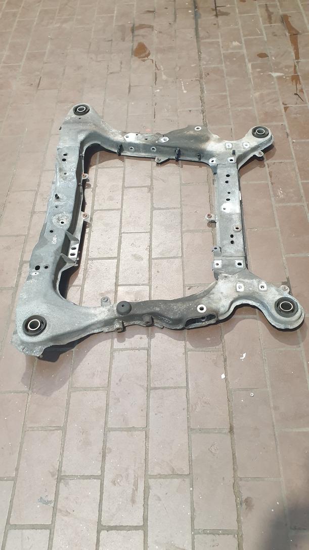 Foto: VORDERACHSE eines Volvo S60 2.4 Aut.