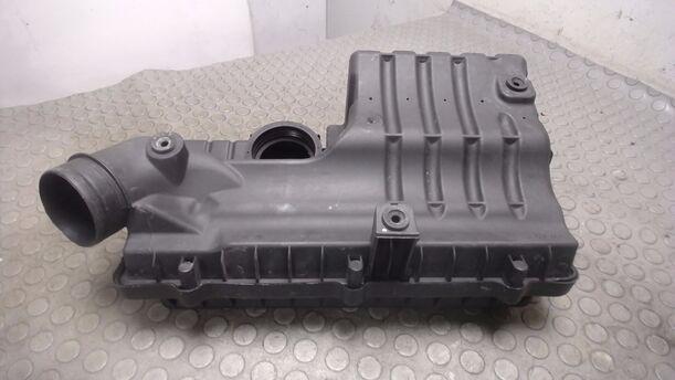 Foto: LUFTFILTERKASTEN eines VW Polo 1.4