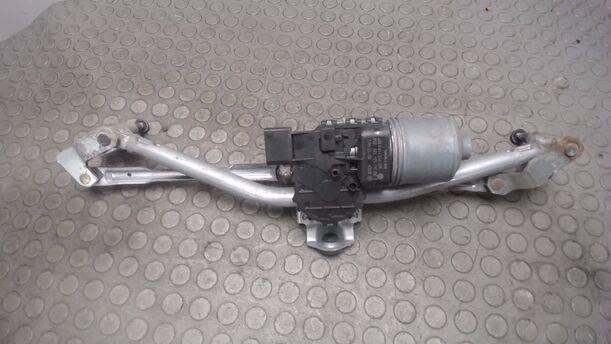 Foto: SCHEIBENWISCHERMOTOR VORNE eines VW Polo 1.4