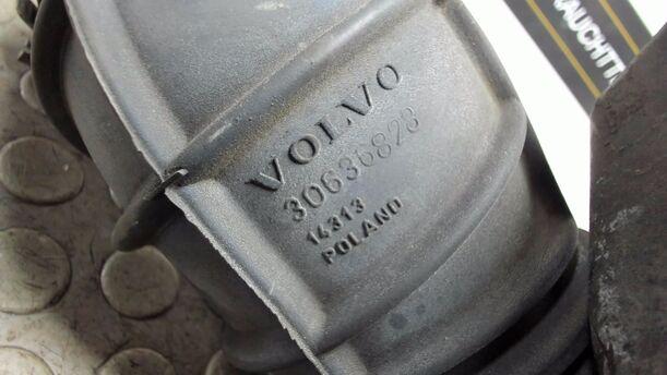 Foto: LUFTFILTERSCHLAUCH / FRISCHLUFTSCHLAUCH eines Volvo S60 2.4 Aut.