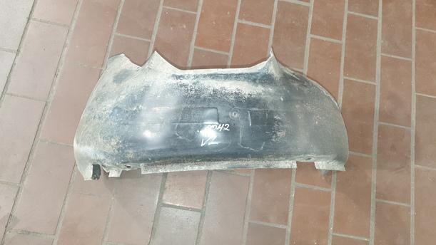 Foto: INNENKOTFLÜGEL / RADHAUSSCHALE LINKS eines VW Polo 45