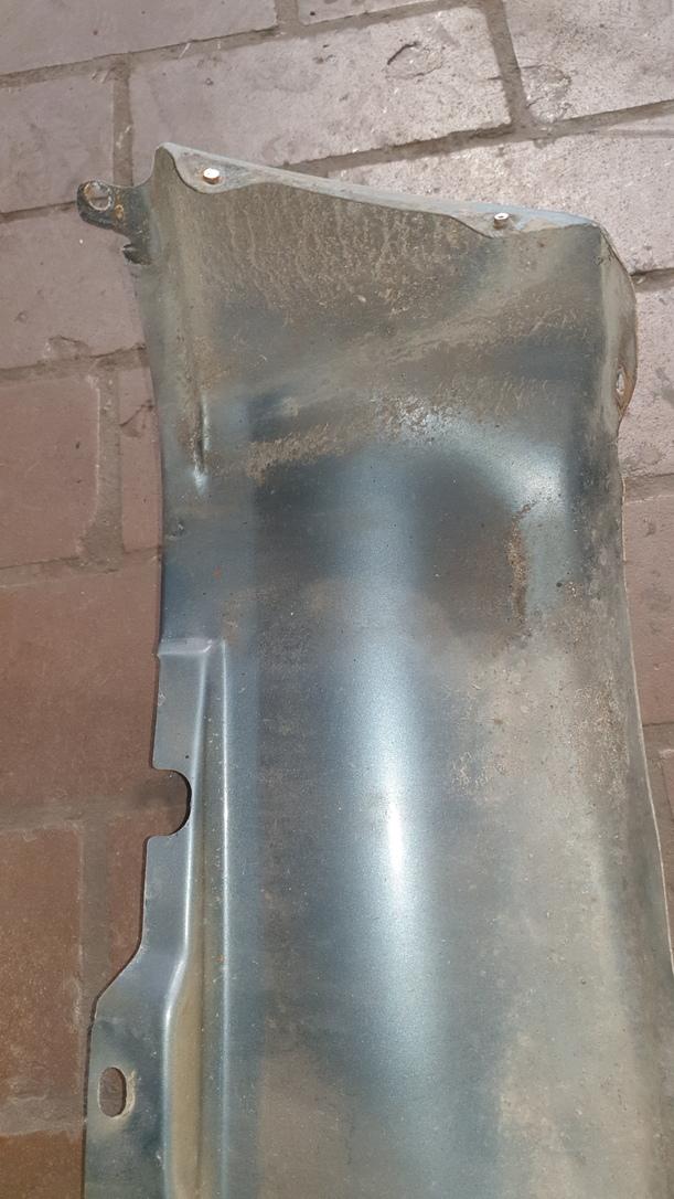 Foto: STOSSSTANGENUNTERTEIL HINTEN eines VW Polo 45