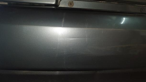 Foto: STOSSSTANGENOBERTEIL HINTEN eines VW Polo 45