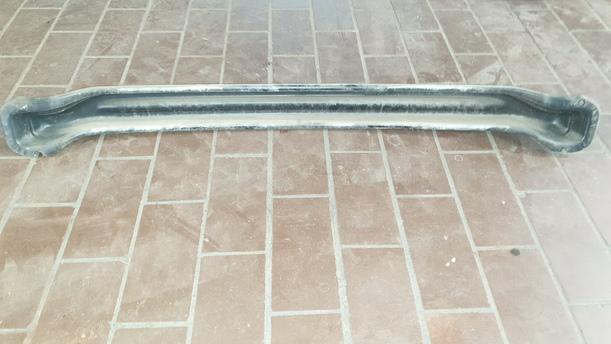 Foto: VERSTÄRKUNG HINTEN eines VW Polo 45