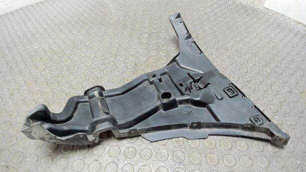 Foto: HALTER STOSSFÄNGER VORNE RECHTS eines Volvo S60 2.4 Aut.