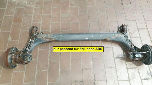 Foto: HINTERACHSE eines VW Polo 45
