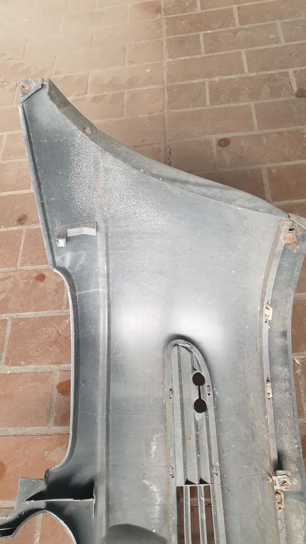 Foto: STOSSFÄNGER / STOSSSTANGE VORNE eines Opel Corsa