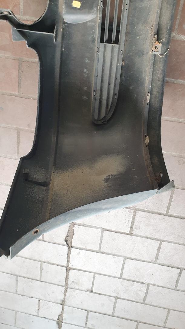Foto: STOSSFÄNGER / STOSSSTANGE VORNE eines Opel Corsa
