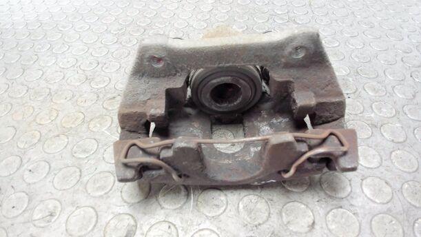 Foto: BREMSSATTEL HINTEN RECHTS eines Volvo S60 2.4 Aut.