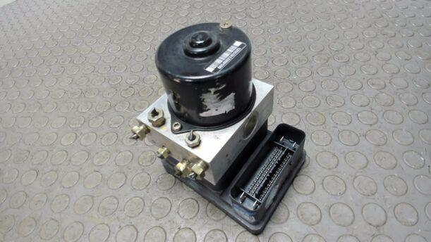 Foto: HAUPTBREMSAGGREGAT ABS eines Mazda 2 1.25l
