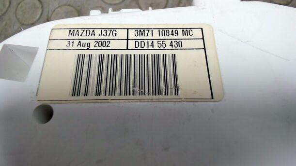 Foto: TACHOEINHEIT / KOMBIINSTRUMENT eines Mazda 2 1.25l