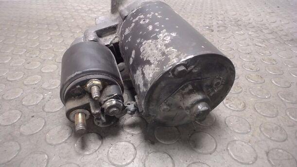 Foto: ANLASSER / STARTER BOSCH eines Opel Corsa