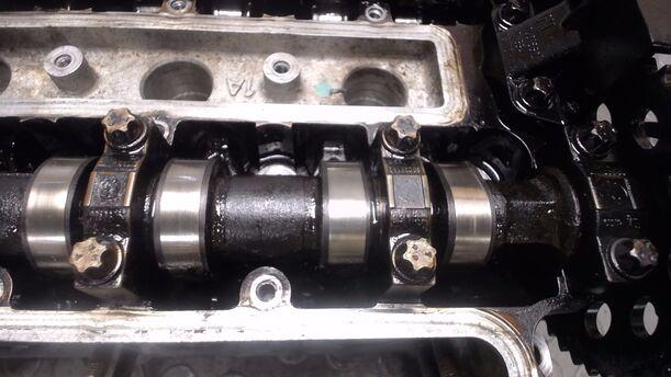 Foto: ZYLINDERKOPF X10XE eines Opel Corsa