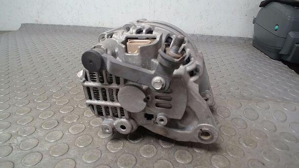 Foto: LICHTMASCHINE eines Mazda Premacy 1.9