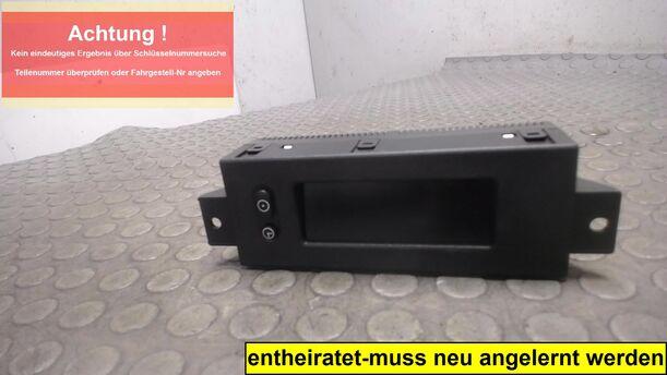 Foto: INFORMATIONSDISPLAY (ENTHEIRATET) eines Opel Corsa 1.0 12V