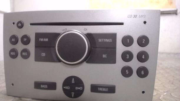 Foto: RADIO CD30MP3 (ENTHEIRATET) eines Opel Corsa 1.0 12V
