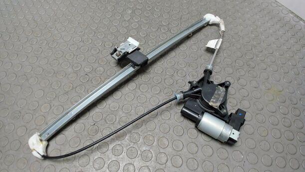 Foto: FENSTERHEBER ELEKTRISCH HINTEN LINKS eines Mazda 2 1.25l