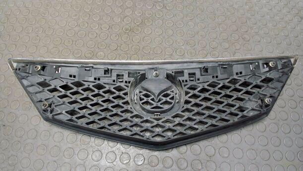 Foto: KÜHLERGRILL eines Mazda 2 1.25l
