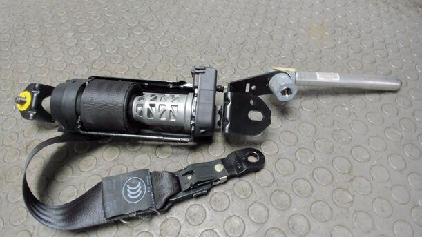 Foto: SICHERHEITSGURT VORNE RECHTS eines Volvo S60 2.4 Aut.