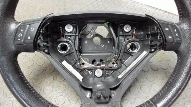 Foto: LEDERLENKRAD eines Volvo S60 2.4 Aut.