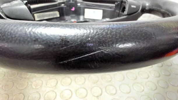 Foto: LEDERLENKRAD eines Volvo S60 2.4 Aut.