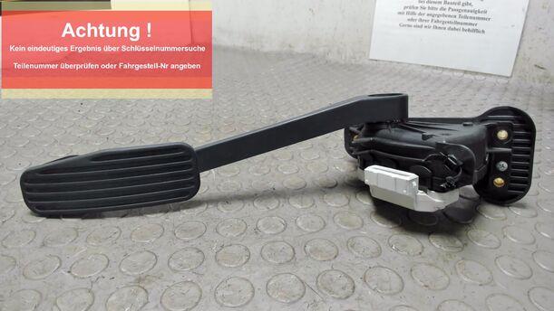 Foto: GASPEDAL ( AUTOMATIK ) eines Volvo S60 2.4 Aut.