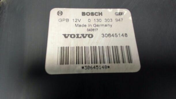Foto: ELEKTROLÜFTER eines Volvo S60 2.4 Aut.