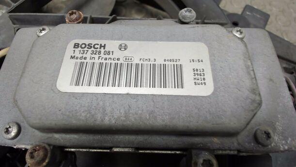 Foto: ELEKTROLÜFTER eines Volvo S60 2.4 Aut.