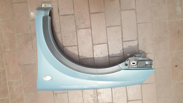 Foto: KOTFLÜGEL VORN LINKS eines Opel Corsa 1.2 16V