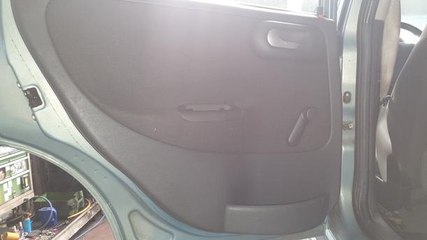 Foto: TÜR HINTEN LINKS eines Opel Corsa 1.2 16V