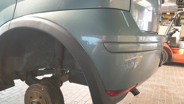 Foto: STOSSFÄNGER / STOSSSTANGE HINTEN eines Opel Corsa 1.2 16V