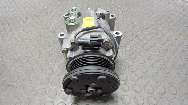 Foto: KLIMAKOMPRESSOR eines Mazda 2 1.25l
