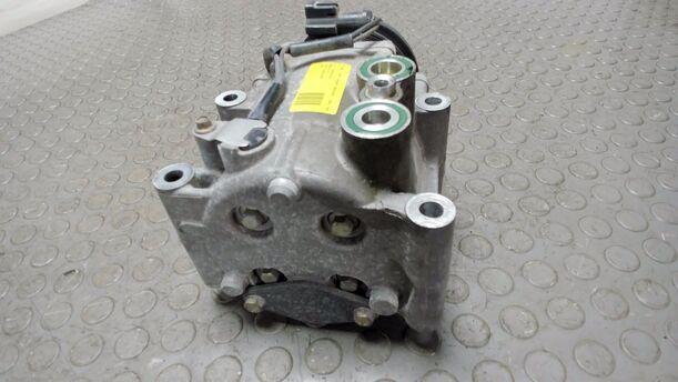 Foto: KLIMAKOMPRESSOR eines Mazda 2 1.25l