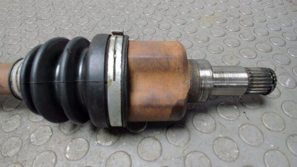 Foto: ANTRIEBSWELLE LINKS eines Mazda 2 1.25l