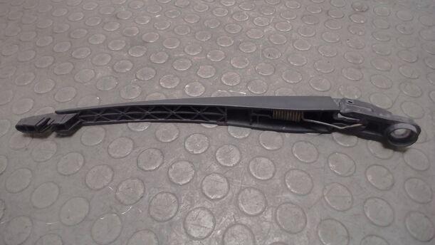 Foto: SCHEIBENWISCHERARM HINTEN eines Opel Corsa 1.0 12V