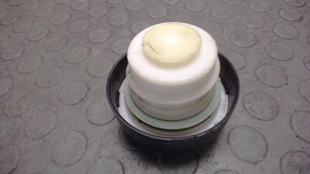 Foto: TANKVERSCHLUSS / TANKDECKEL eines Opel Corsa 1.0 12V