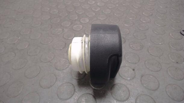 Foto: TANKVERSCHLUSS / TANKDECKEL eines Opel Corsa 1.0 12V